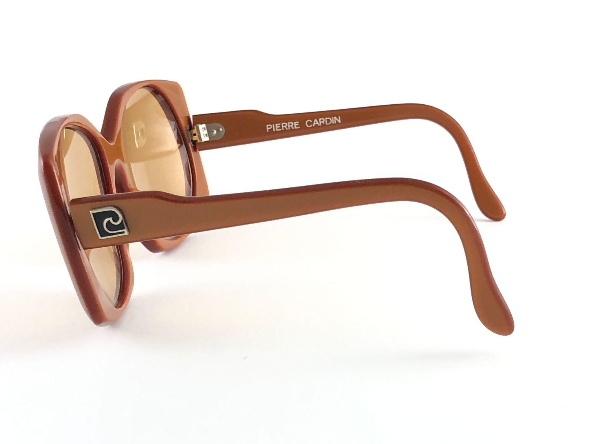 New Vintage Rare Pierre Cardin 518 Dark Orange Oversized 1960's sunglasses For Sale 3