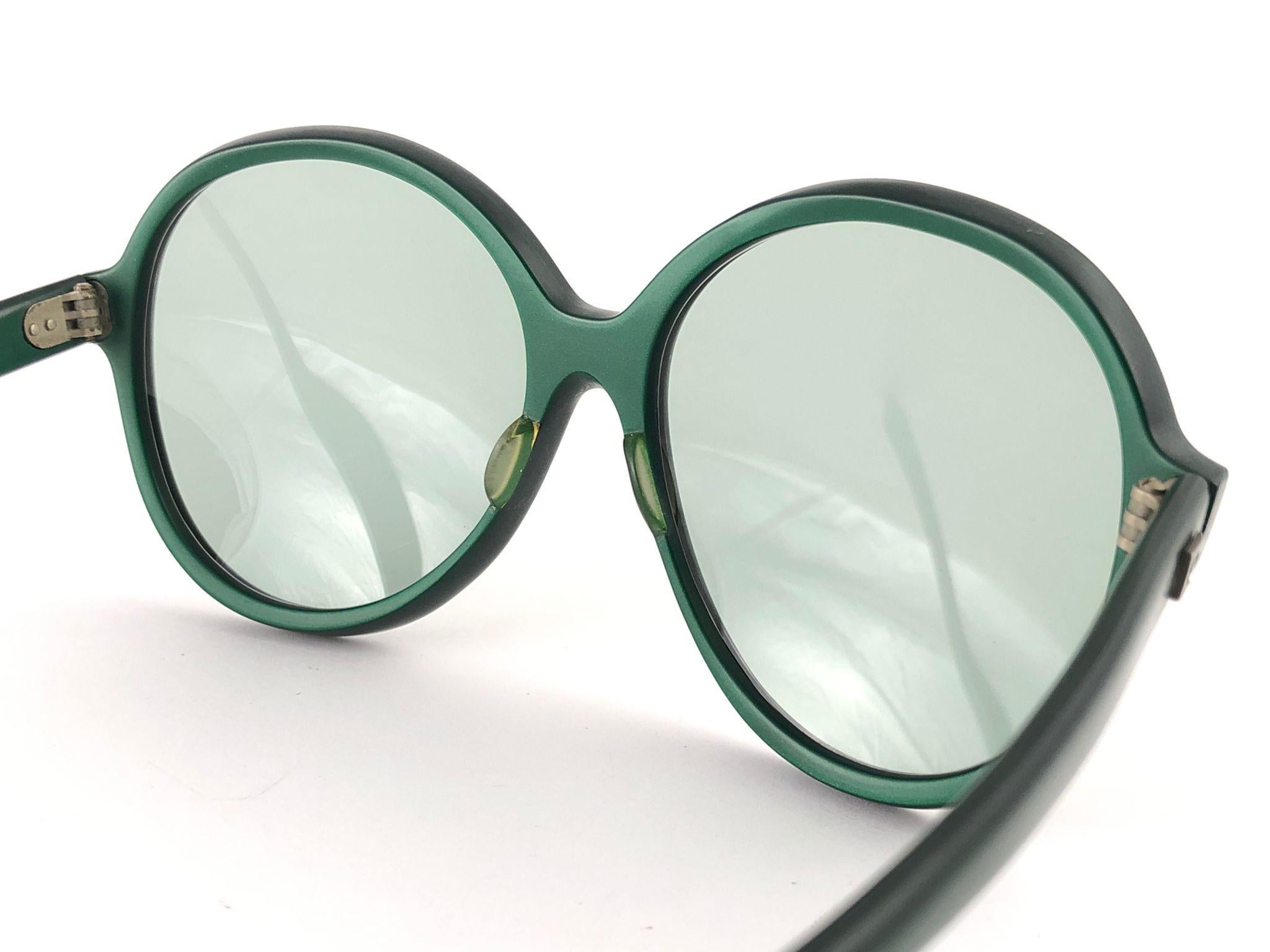 New Vintage Rare Pierre Cardin Dark Green Oversized 1960's sunglasses For Sale 2