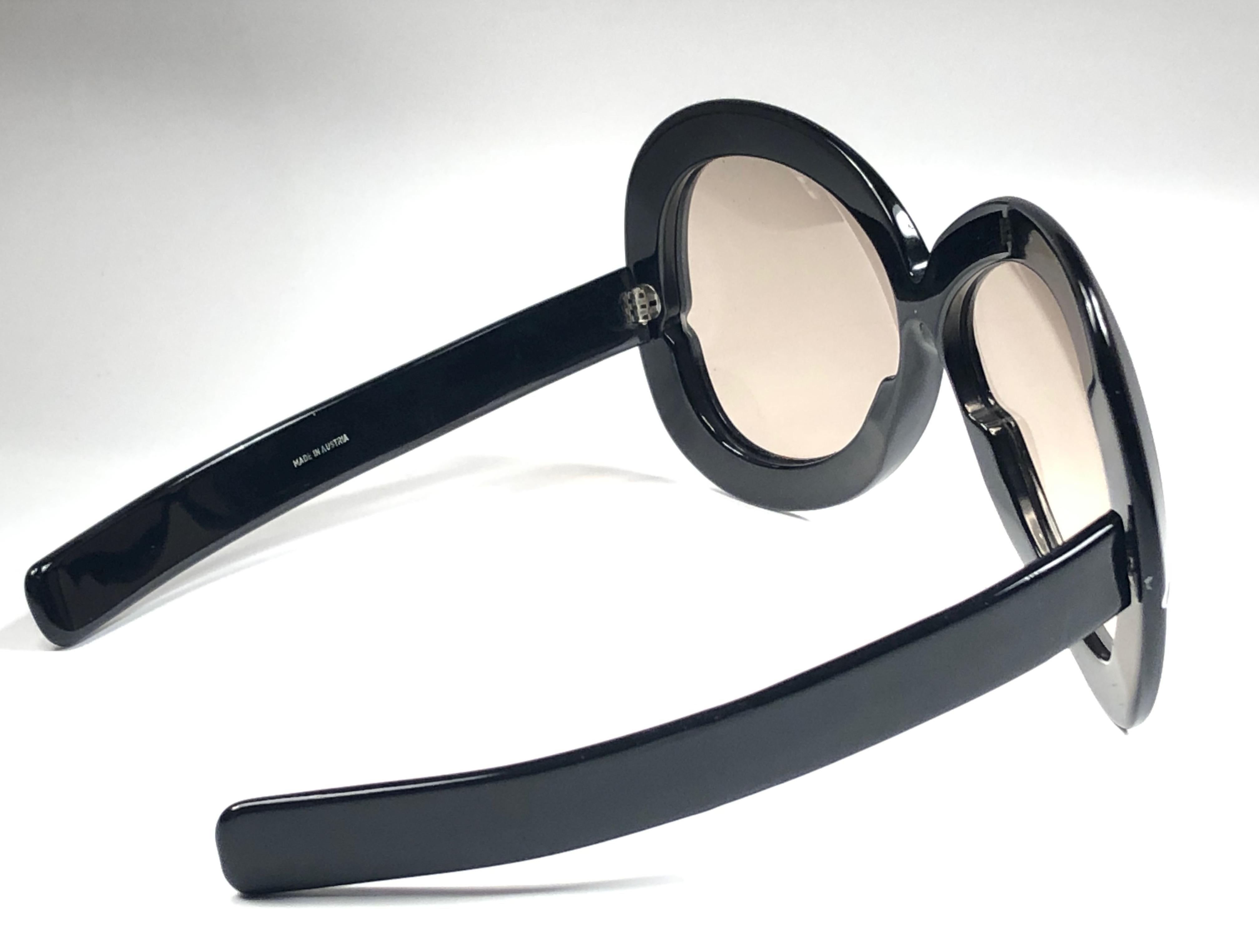 New Vintage Rare Silhouette Futura 561 Black Collector Item 1970 Sunglasses  In New Condition In Baleares, Baleares
