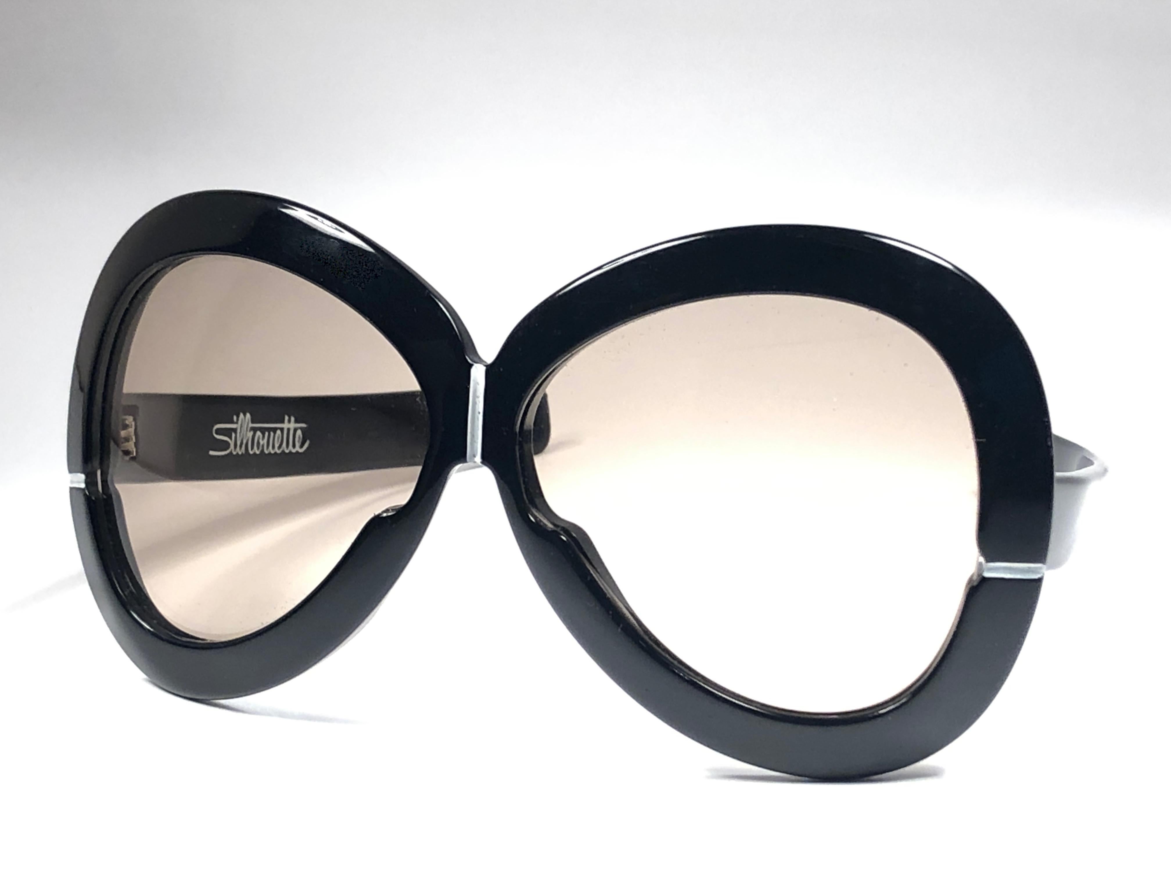 New Vintage Rare Silhouette Futura 561 Black Collector Item 1970 Sunglasses  2