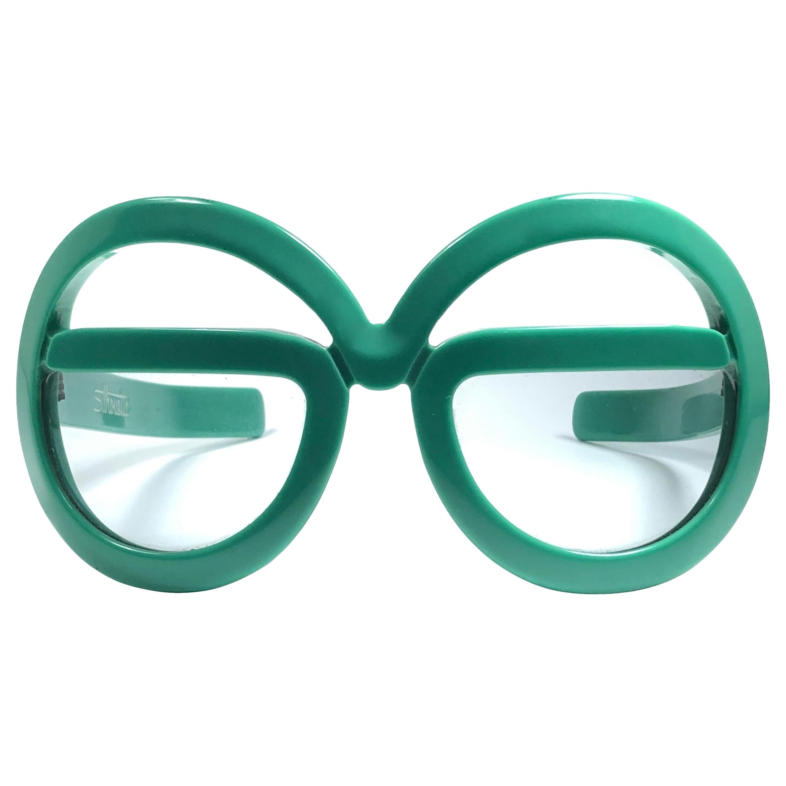 New Vintage Rare Silhouette Futura 562 Green Collector Item 1970 Sunglasses  For Sale
