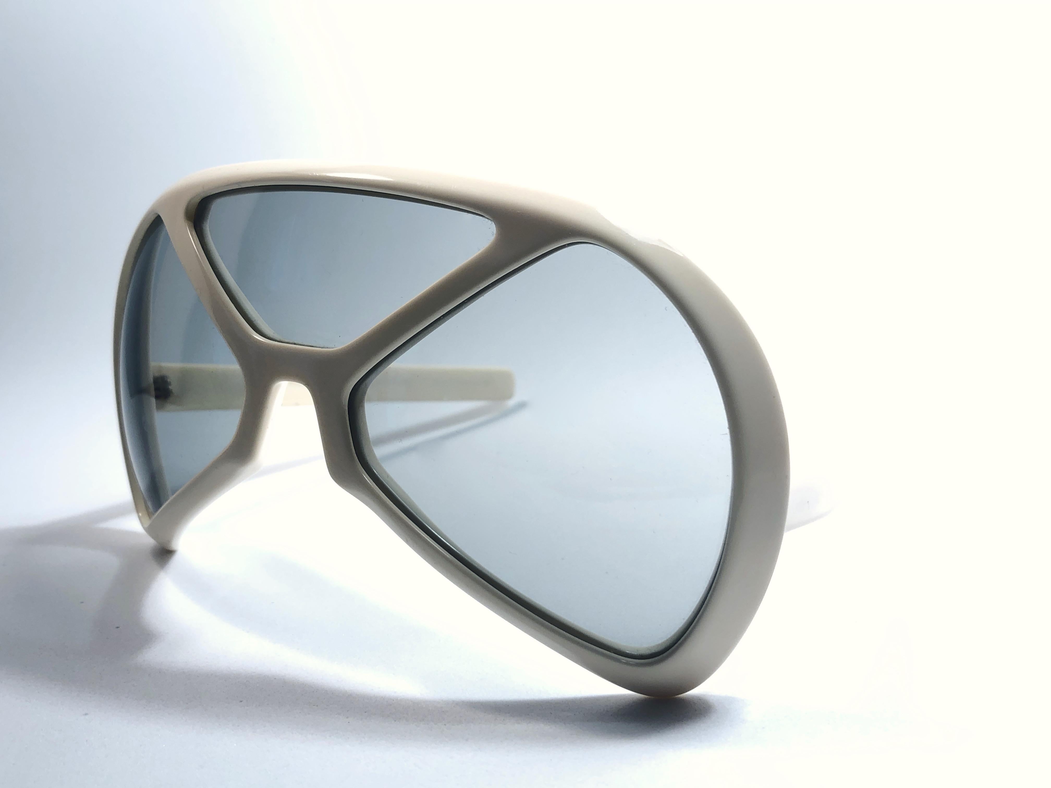 Gray New Vintage Rare Silhouette Futura 570 White Collector Item 1970 Sunglasses  For Sale
