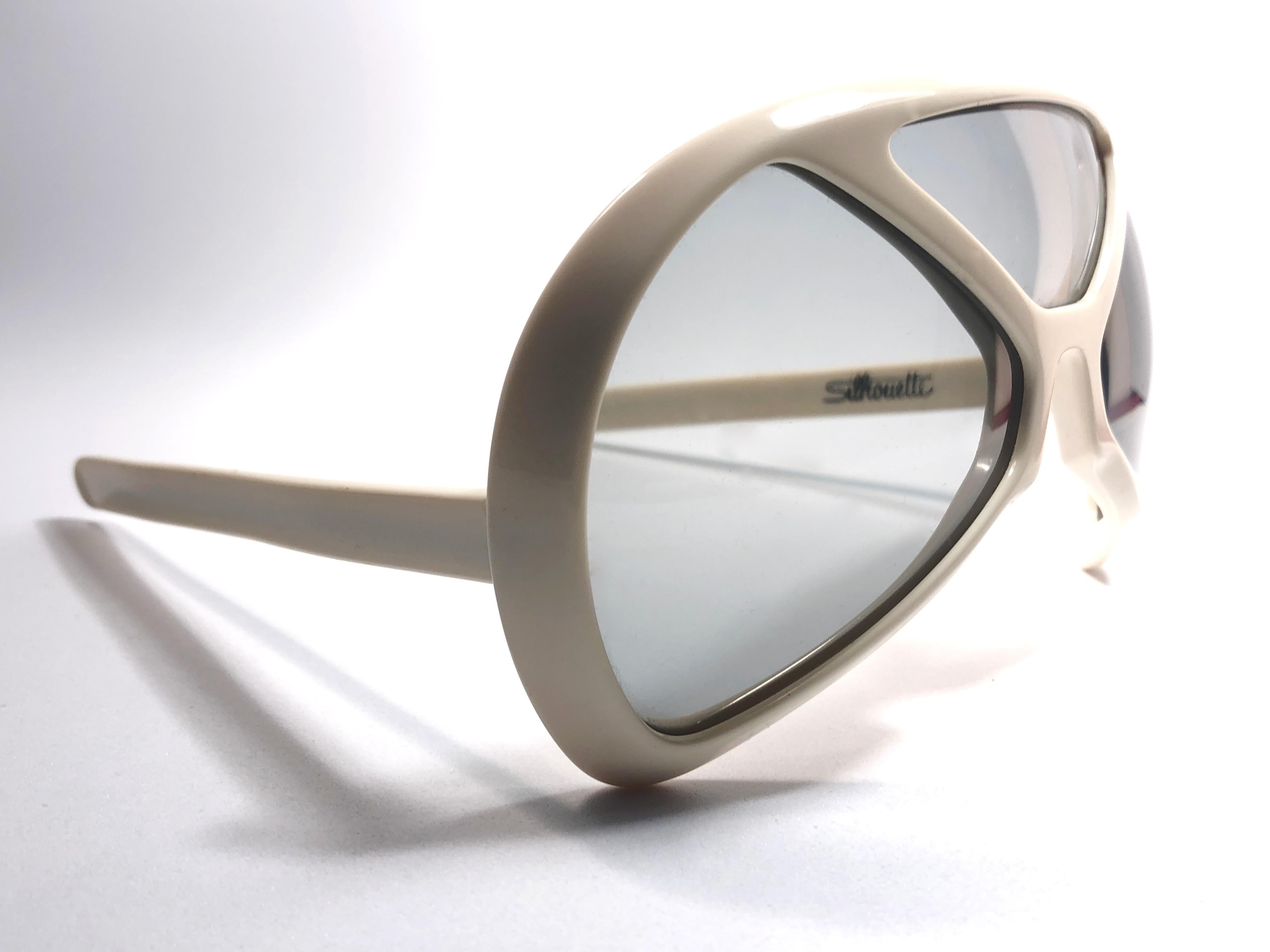 New Vintage Rare Silhouette Futura 570 White Collector Item 1970 Sunglasses  In New Condition For Sale In Baleares, Baleares