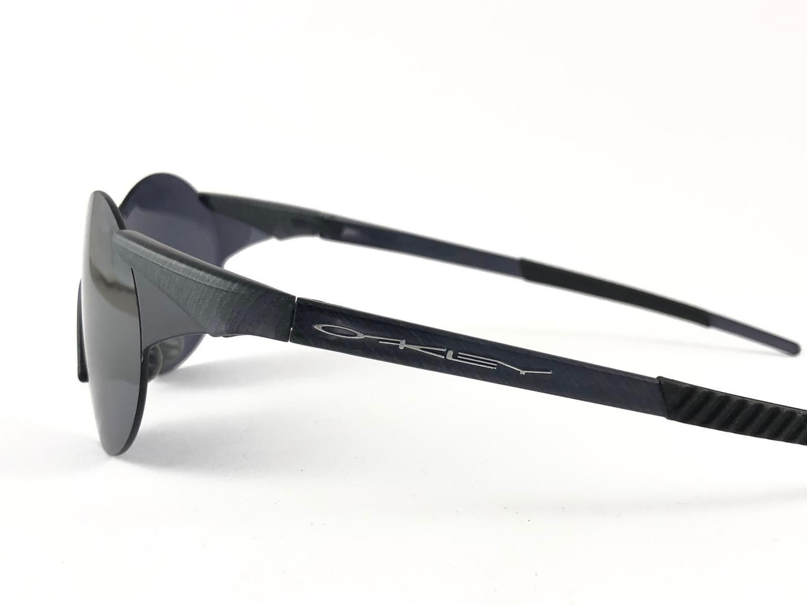 Women's or Men's New Vintage Rare Sports Oakley Wrap Around Grey Mirror Lens 1980's Sunglasses  For Sale