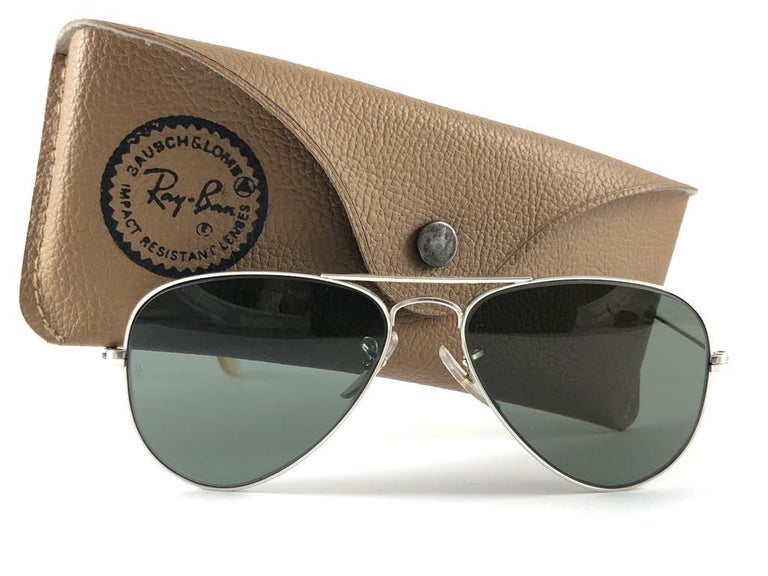New Vintage Ray Ban Aviator 12K 52MM Gold Grey Lens Kids Edition B&L Sunglasses For Sale 7