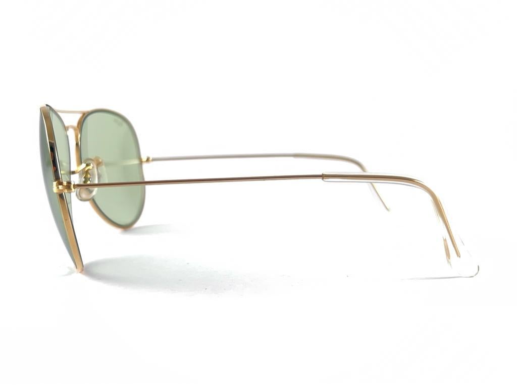 Vintage Ray Ban Aviator 62Mm Changeable Green Lenses B&L Sunglasses In Excellent Condition For Sale In Baleares, Baleares