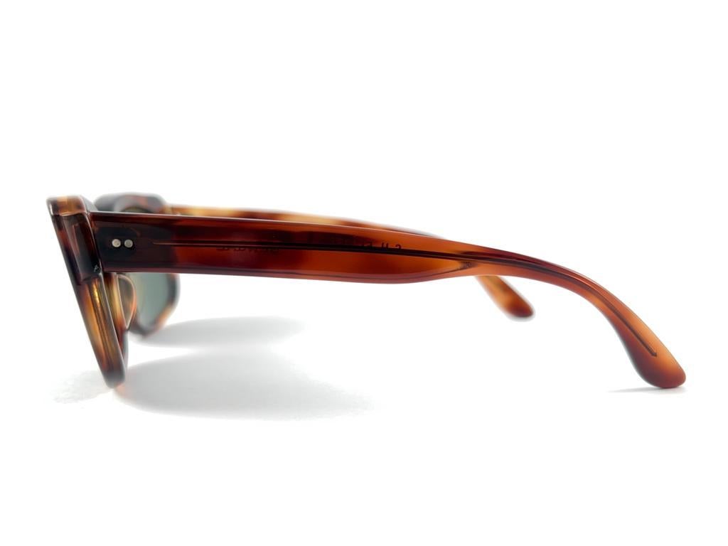 Graue Vintage Ray Ban Bengal-Sonnenbrille Usa B&L aus der Mitte des Jahrhunderts, 1960er Jahre im Angebot 8
