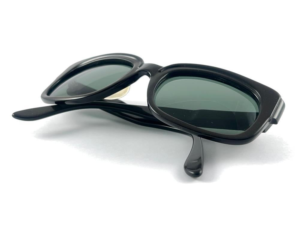Graue Vintage Ray Ban Bengal-Sonnenbrille Usa B&L aus der Mitte des Jahrhunderts, 1960er Jahre im Angebot 11
