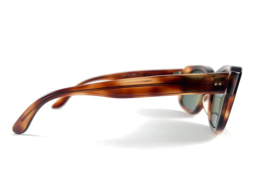 Graue Vintage Ray Ban Bengal-Sonnenbrille Usa B&L aus der Mitte des Jahrhunderts, 1960er Jahre für Damen oder Herren im Angebot