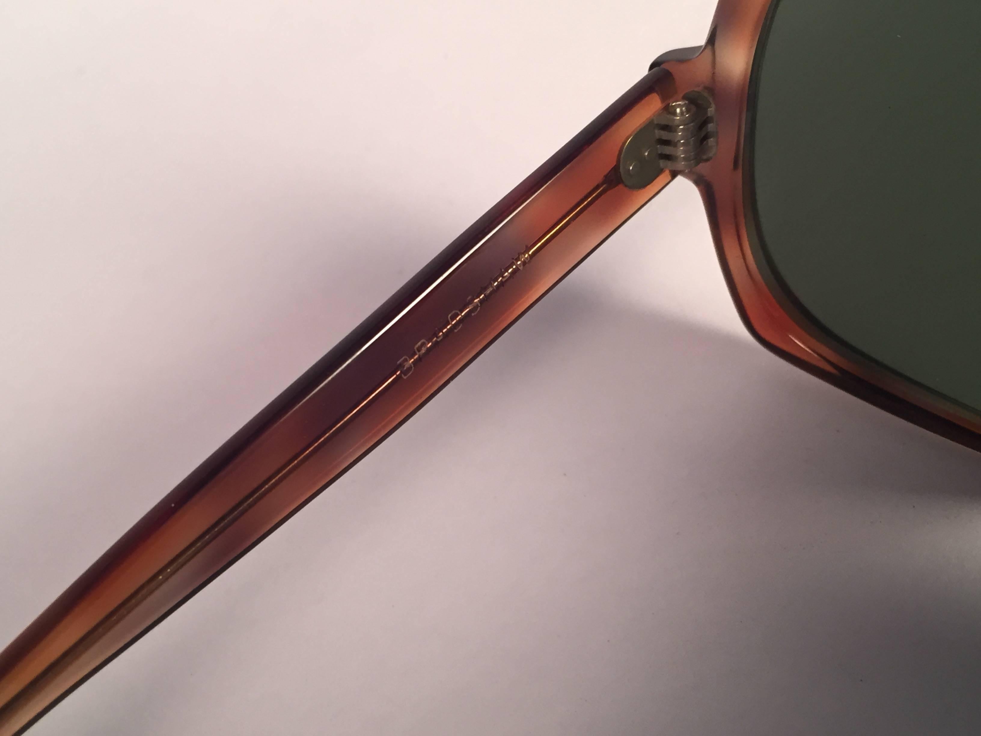 New Vintage Ray Ban B&L Bradshaw Tortoise G15 Grey Lenses Sunglasses USA In Excellent Condition For Sale In Baleares, Baleares