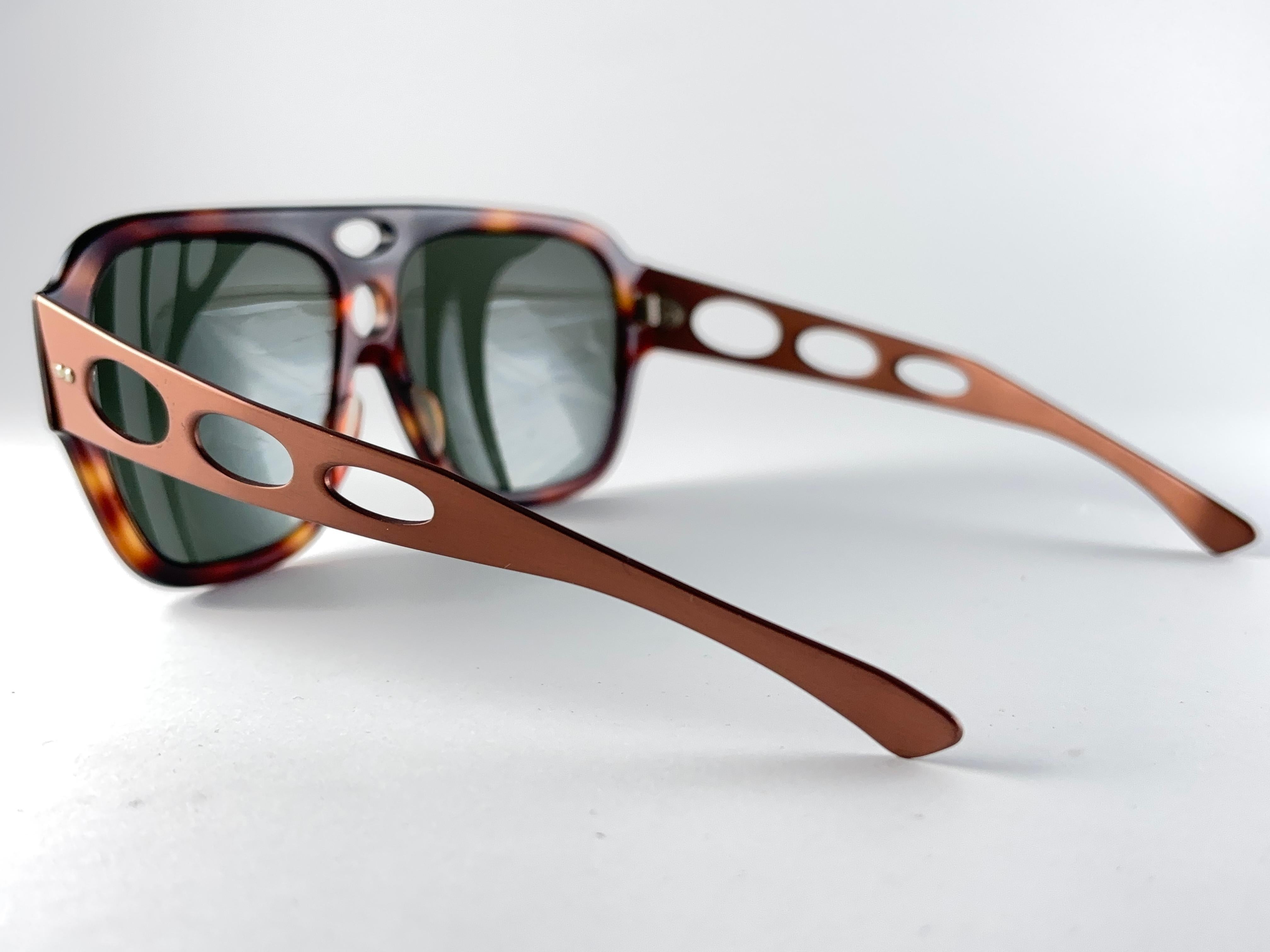 New Vintage Ray Ban B&L Corrigan II Tortoise Metal Temples Grey Lens Sunglasses For Sale 1