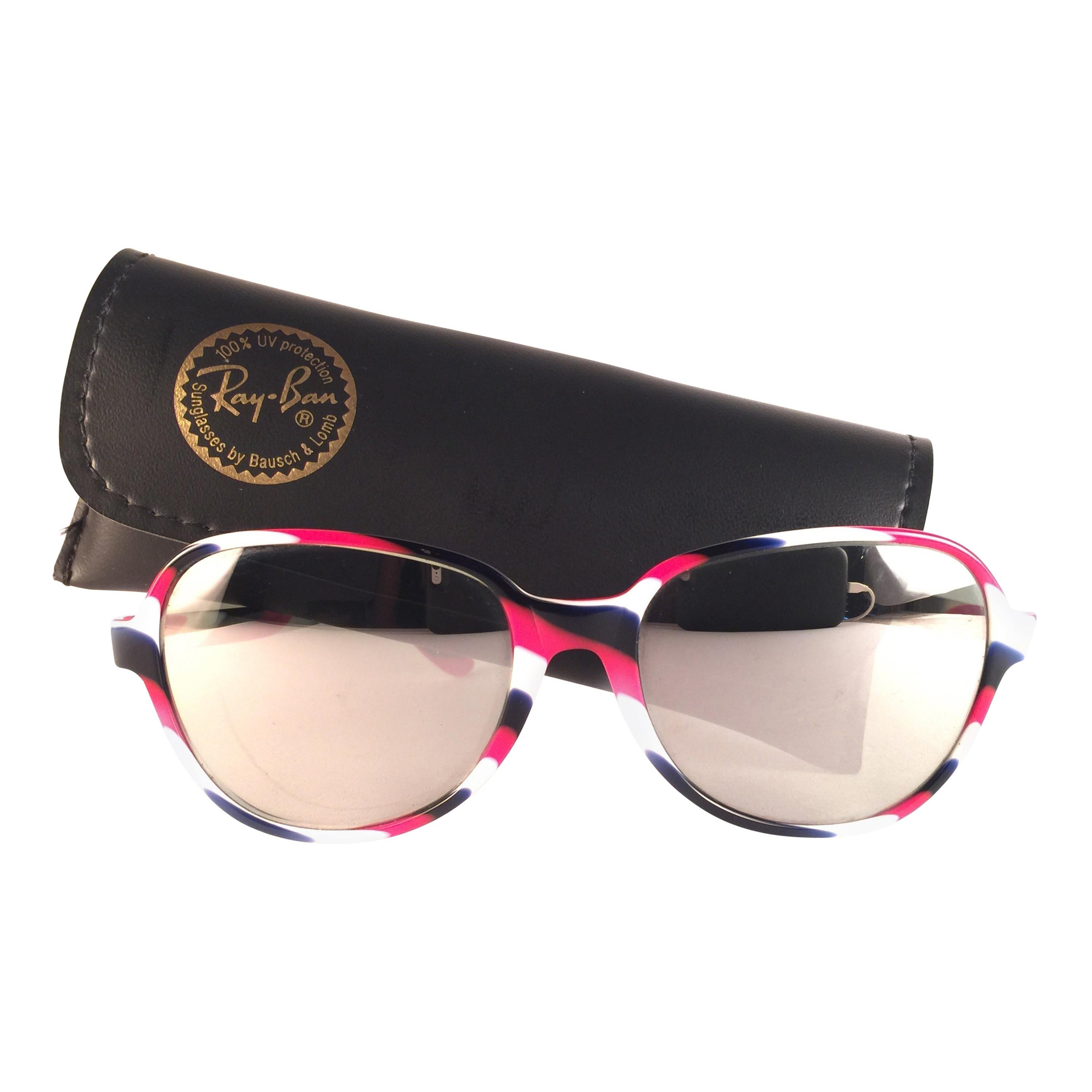 New Vintage Ray Ban B&L Shelby White Red & Blue Mirror Lenses Sunglasses USA en vente