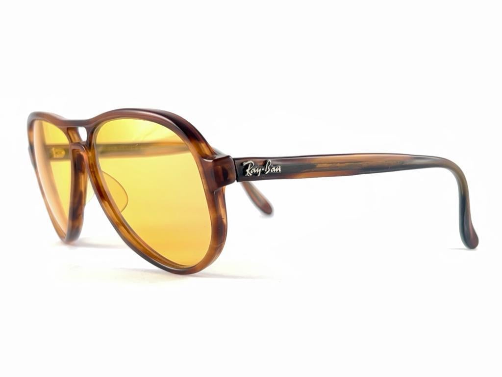 New Vintage Ray Ban B&L Vagabond Tortoise Ambermatic Lenses Sunglasses USA 1