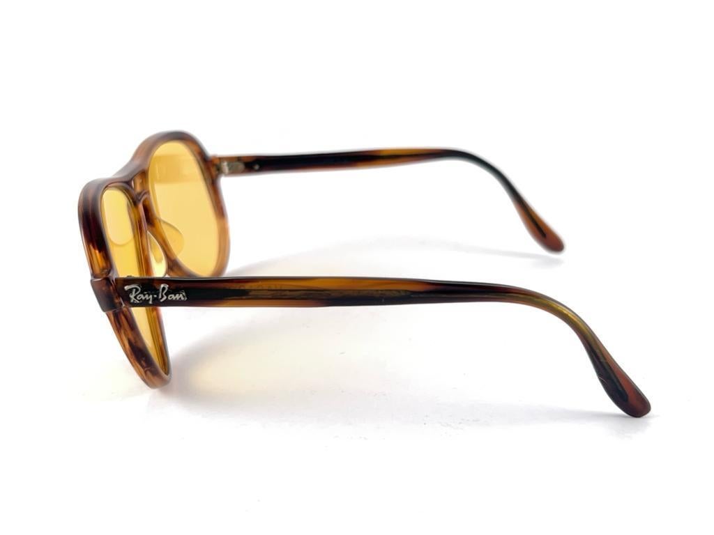 New Vintage Ray Ban B&L Vagabond Tortoise Ambermatic Lenses Sunglasses USA 3