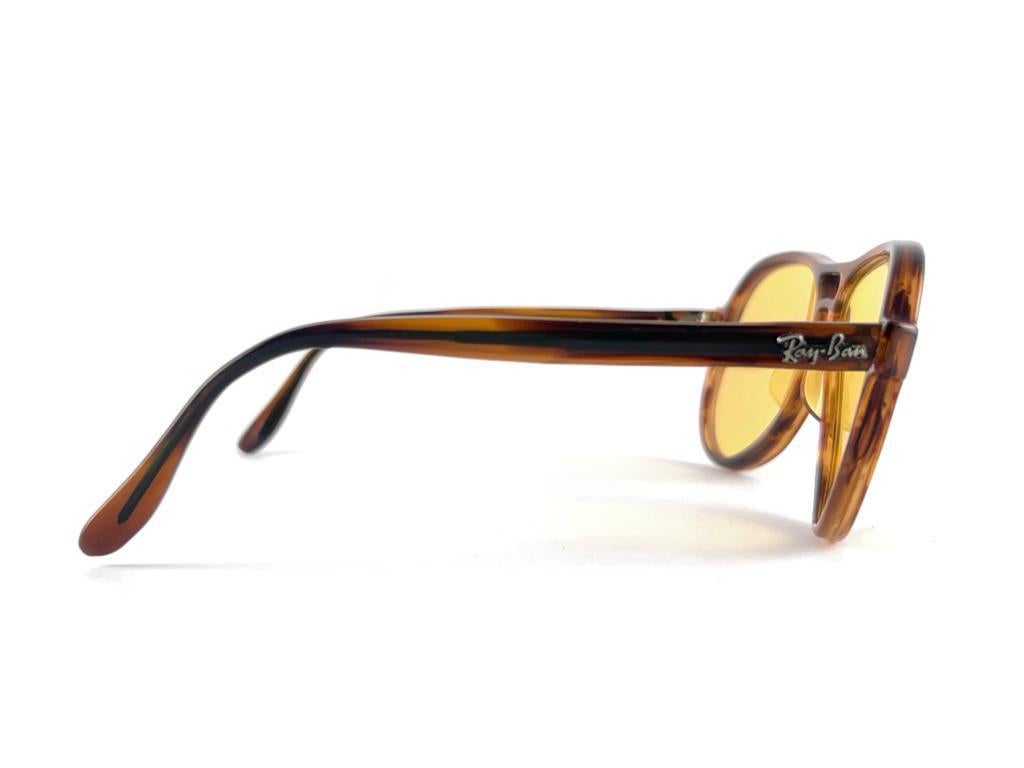 New Vintage Ray Ban B&L Vagabond Tortoise Ambermatic Lenses Sunglasses USA 4