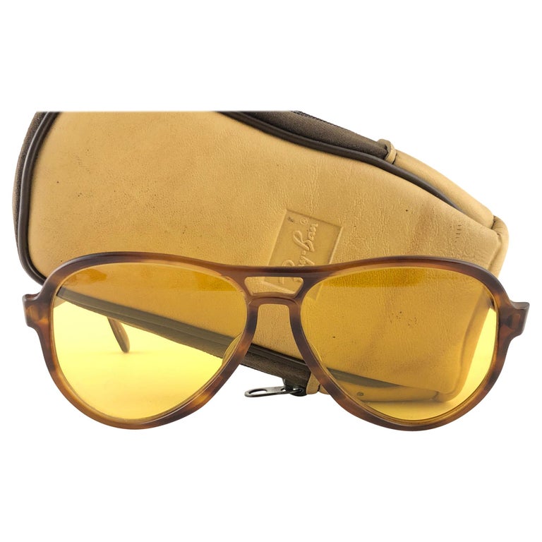 New Vintage Ray Ban B&L Vagabond Tortoise Ambermatic Lenses Sunglasses USA  at 1stDibs