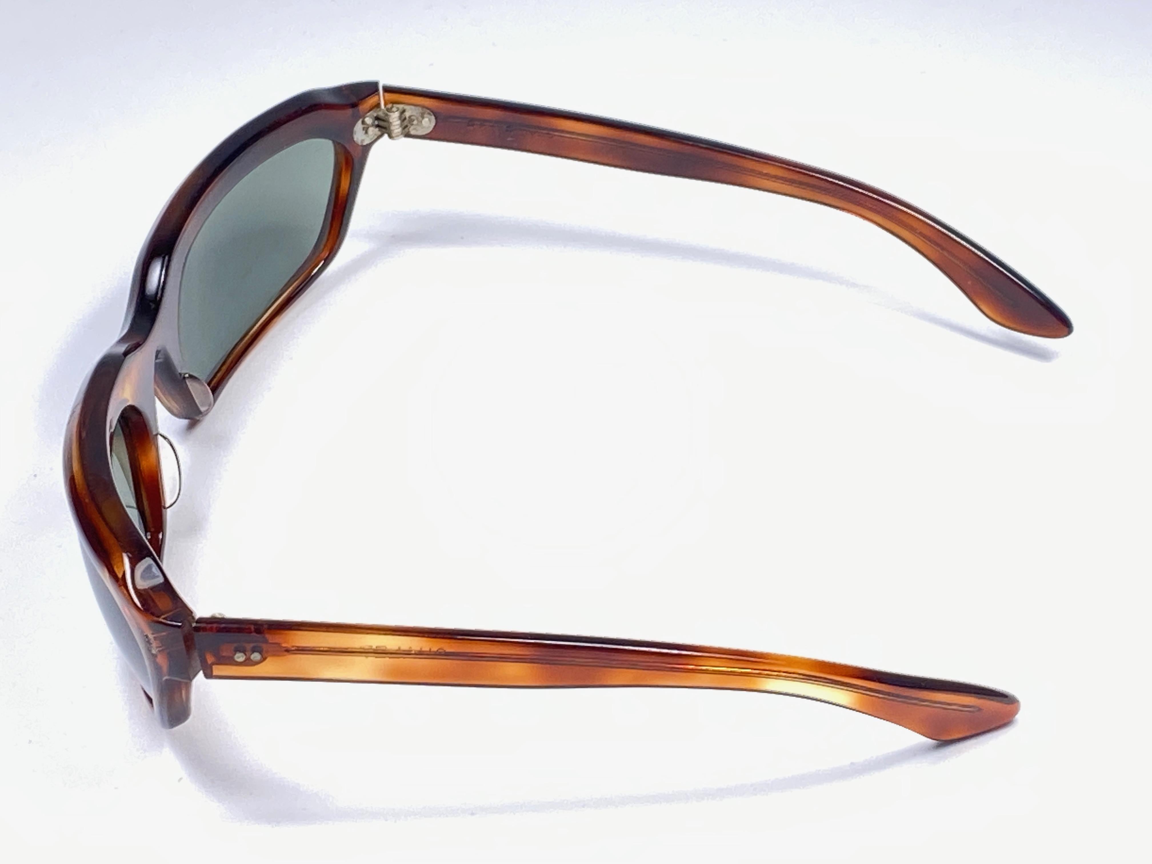 Rare 1960's Chalet dark tortoise. 
Bausch and Lomb USA Made. G15 grey lenses no Ray Ban logo or B&L etched . Straight out of the 1960's. All hallmarks.  Minor sign of wear on  lenses and frame due to 60 years of storage. 
A Piece of sunglasses