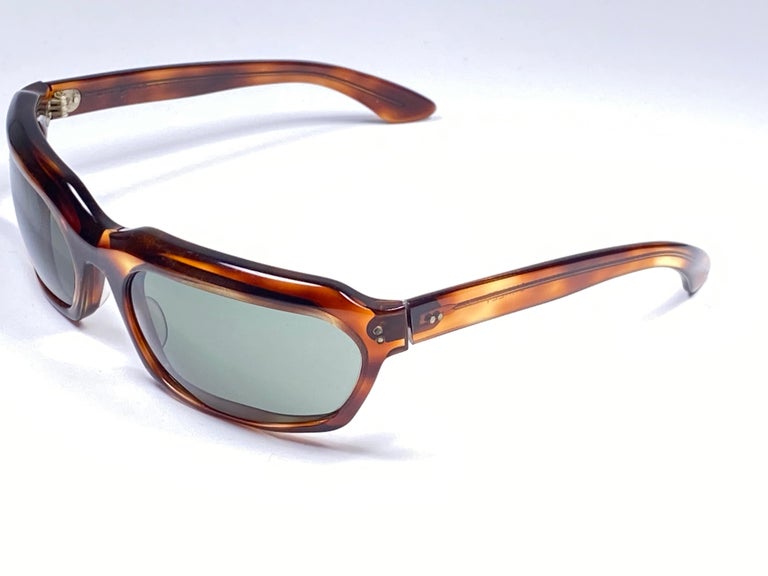 Women's or Men's New Vintage Ray Ban Chalet 1960's Mid Century G15 Lenses USA Sunglasses For Sale