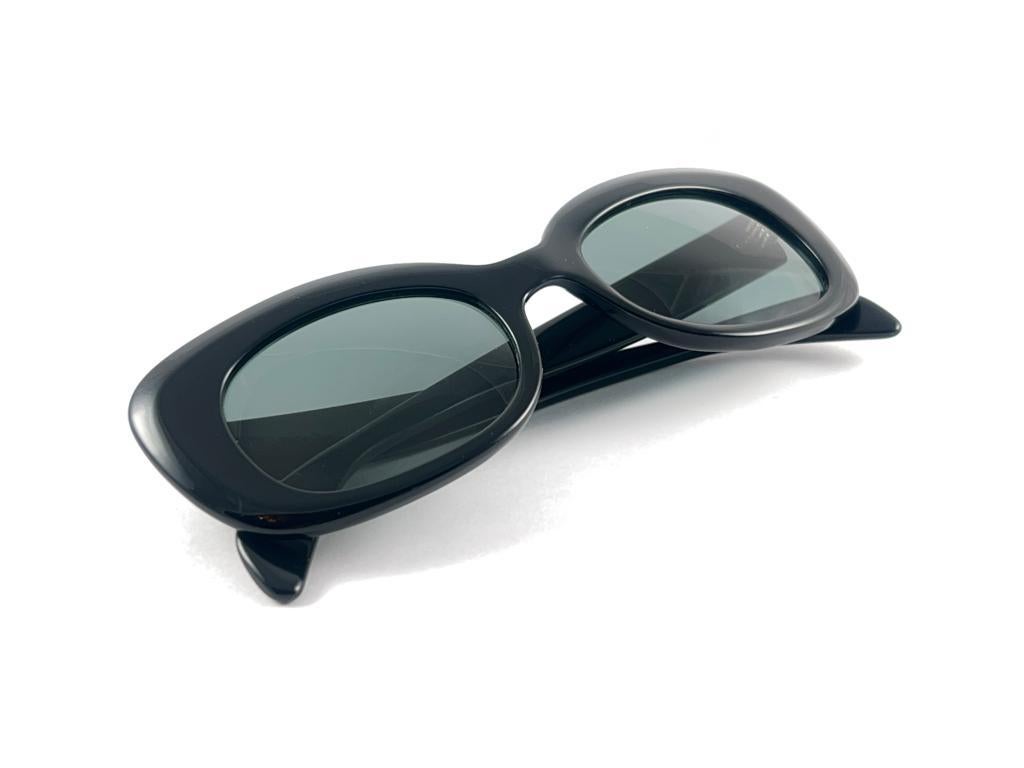 Graue Vintage Ray Ban Danette-Sonnenbrille Usa B&L aus der Mitte des Jahrhunderts, 1960er Jahre, neu im Angebot 8