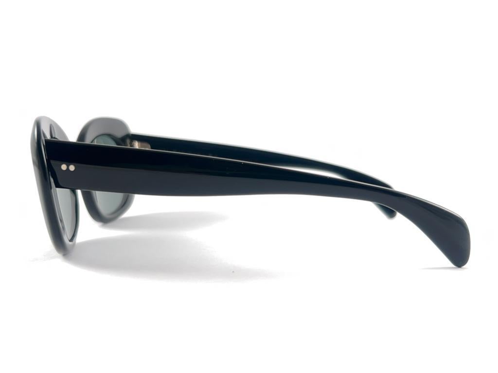New Vintage Ray Ban Danette 1960's Midcentury Grey Lenses Usa B&L Sunglasses Unisexe en vente