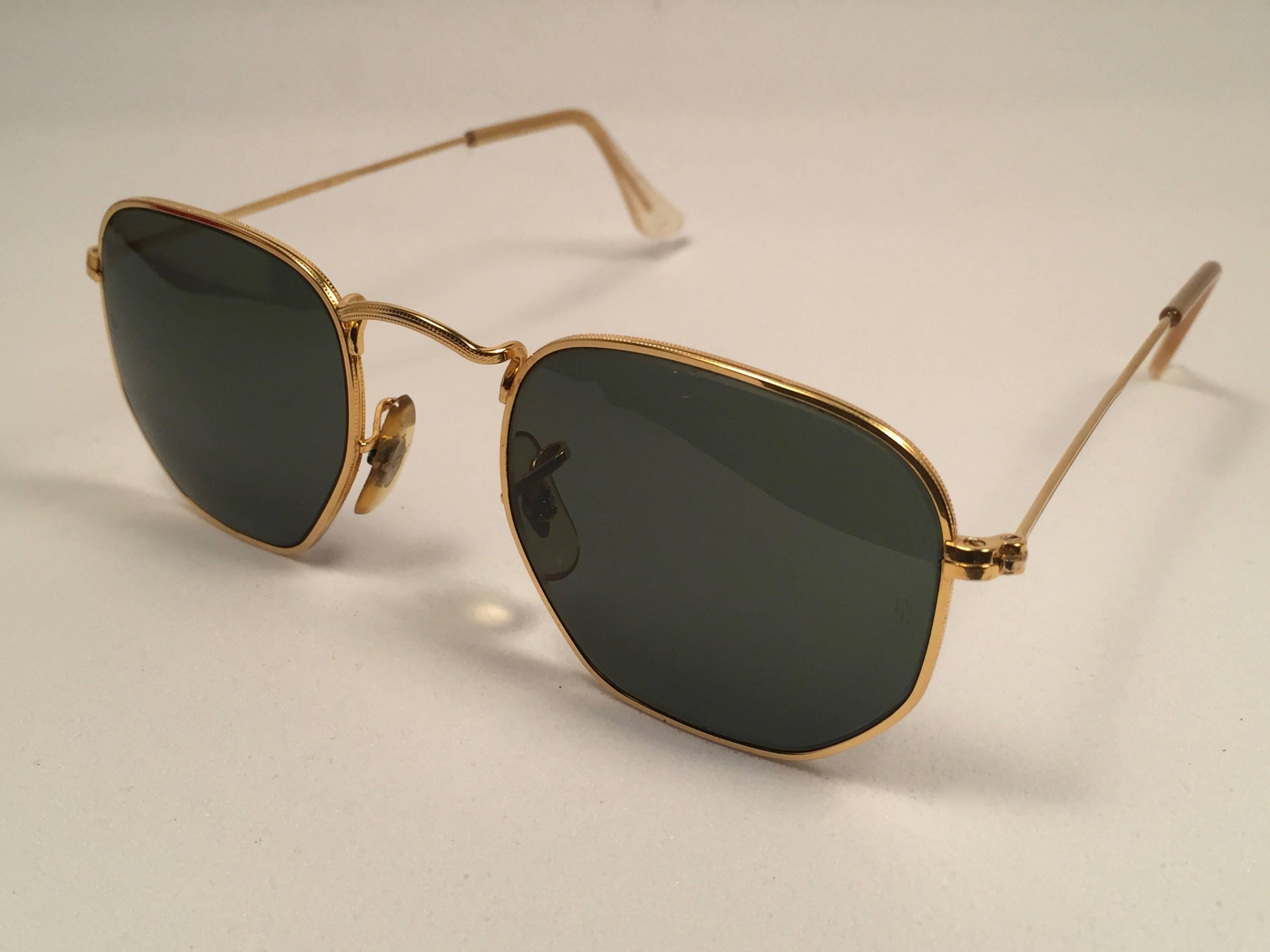 Neu New Vintage Ray Ban Gold Sechseckige G15 Graue Lensessel  B&L 1980er Jahre Sonnenbrille für Damen oder Herren im Angebot