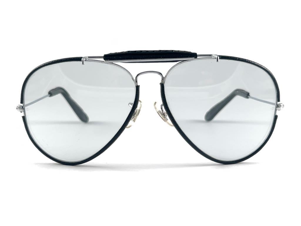 Schwarze Vintage Ray Ban Leder-Sonnenbrille für den Außenbereich 62MM im Angebot 10