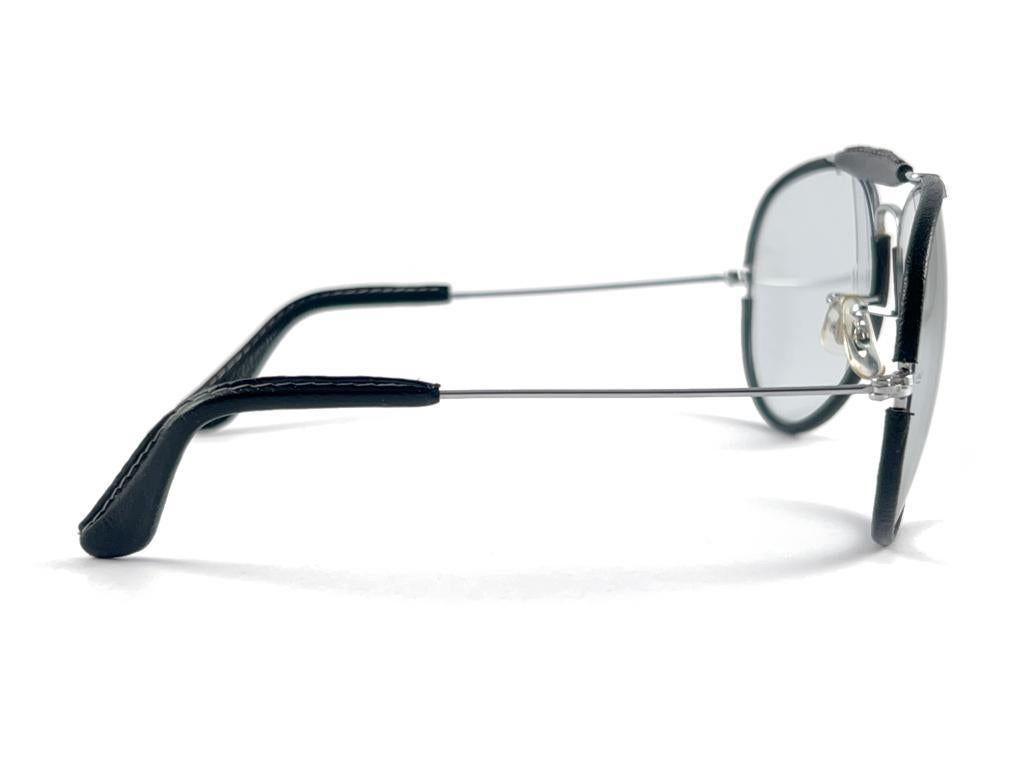 Schwarze Vintage Ray Ban Leder-Sonnenbrille für den Außenbereich 62MM im Angebot 4