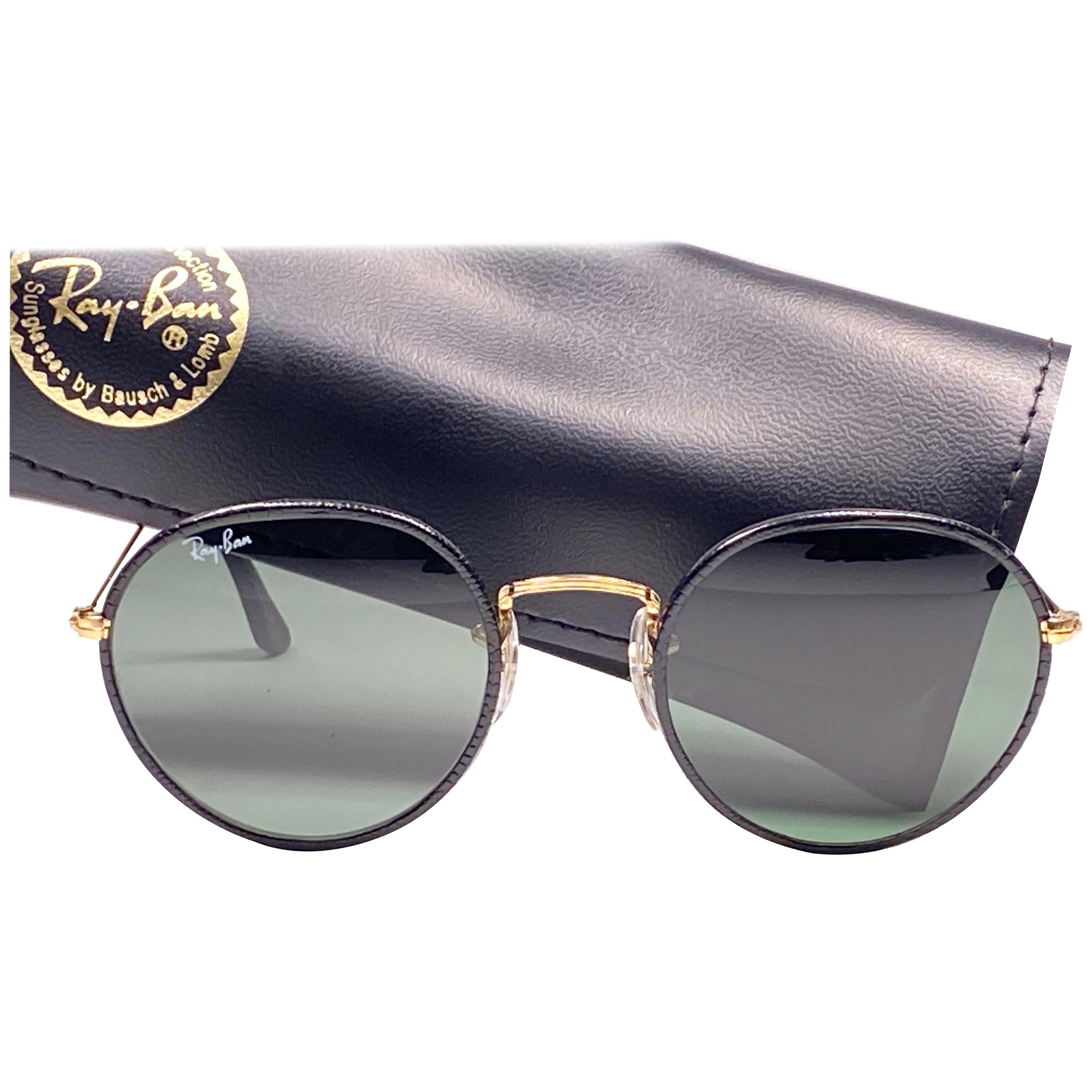 Ray Ban - Lunette ronde noire vintage en cuir, neuve, G15  B&L lunettes de soleil des années 1980 en vente