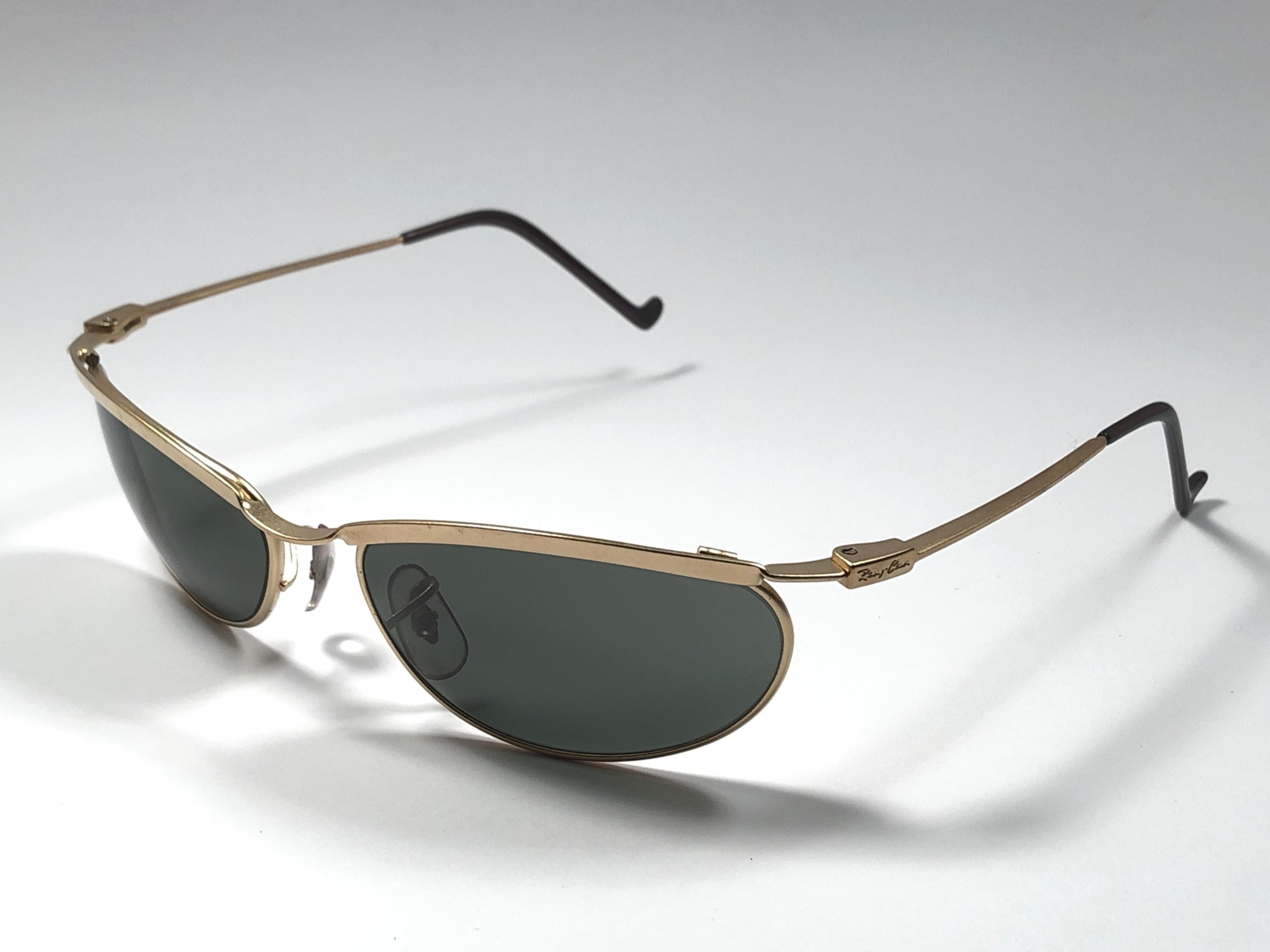 Black New Vintage Ray Ban Olympian Matte Gold G15 Grey Lenses 1980's B&L Sunglasses