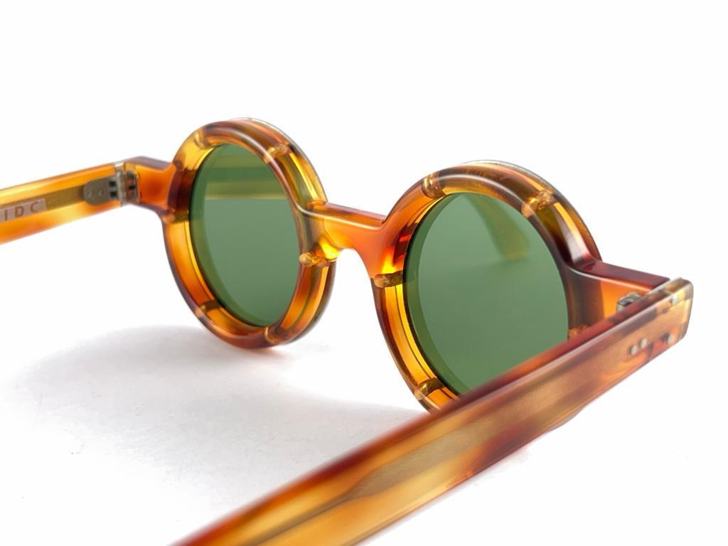 New Vintage Round IDC Translucent Amber & Silver Sunglasses 80's France en vente 5