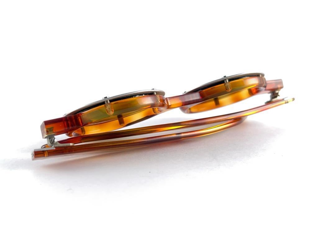 New Vintage Round IDC Translucent Amber & Silver Sunglasses 80's France For Sale 11