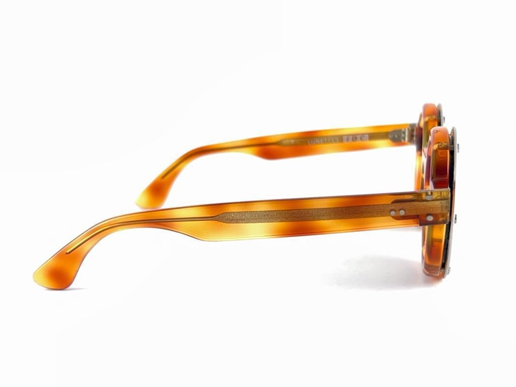 New Vintage Round IDC Translucent Amber & Silver Sunglasses 80's France en vente 2
