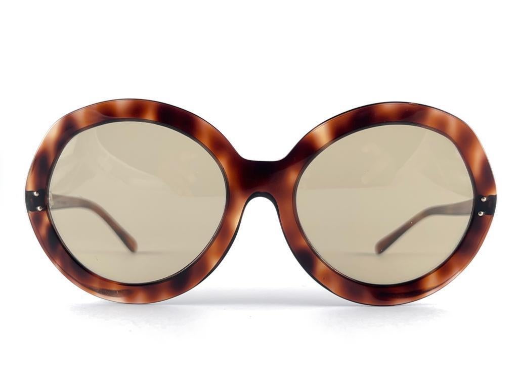 New Vintage Round Oversized Tortoise Light Brown Lenses 60'S France Sunglasses For Sale 8