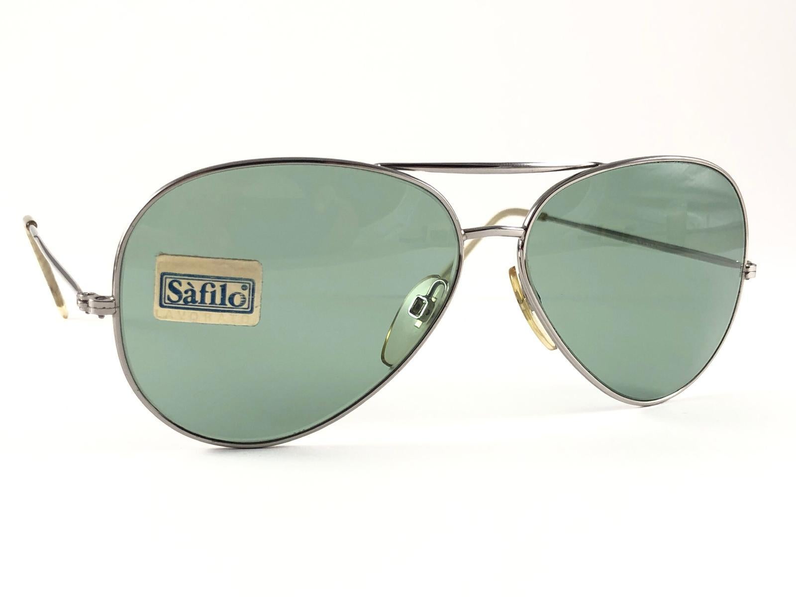 Women's or Men's New Vintage Safilo Jet Silver Aviator Frame 1980's Sunglasses Made in Italy For Sale