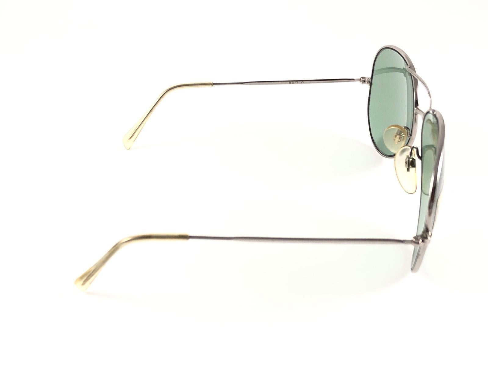 New Vintage Safilo Jet Silver Aviator Frame 1980's Sunglasses Made in Italy For Sale 3