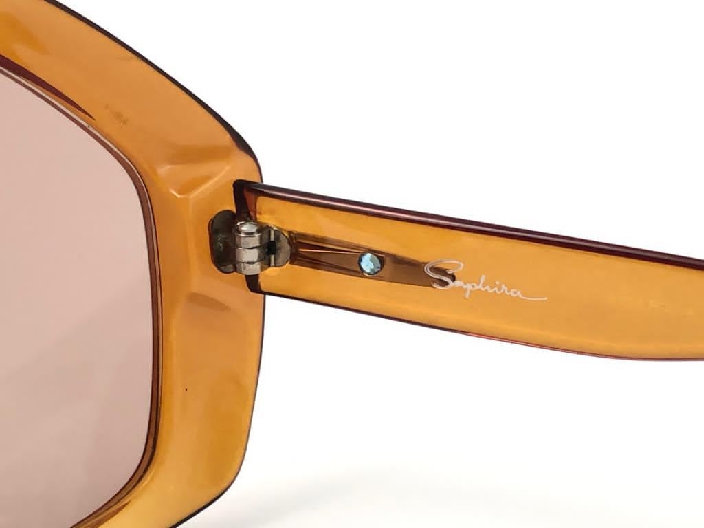 Beige New Vintage Sapphira Oversized Two Tone Brown Lenses Sunglasses