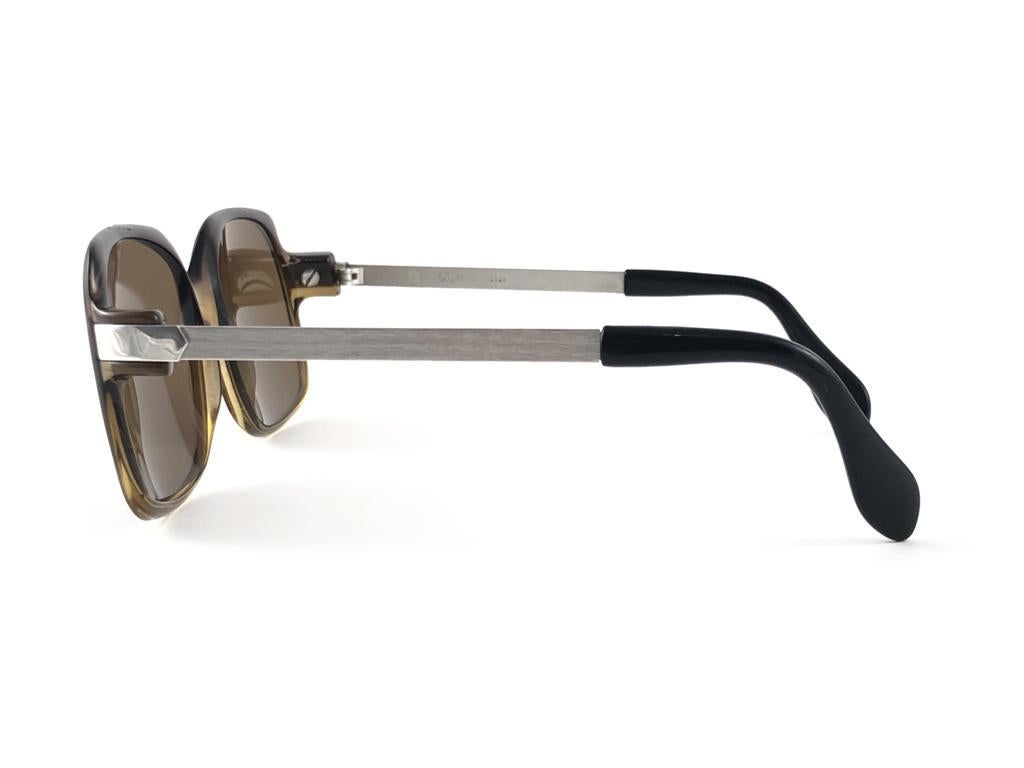 Women's or Men's New Vintage Sapphire 4048 Translucent Brown & Honey Sunglasses 1980s Germany