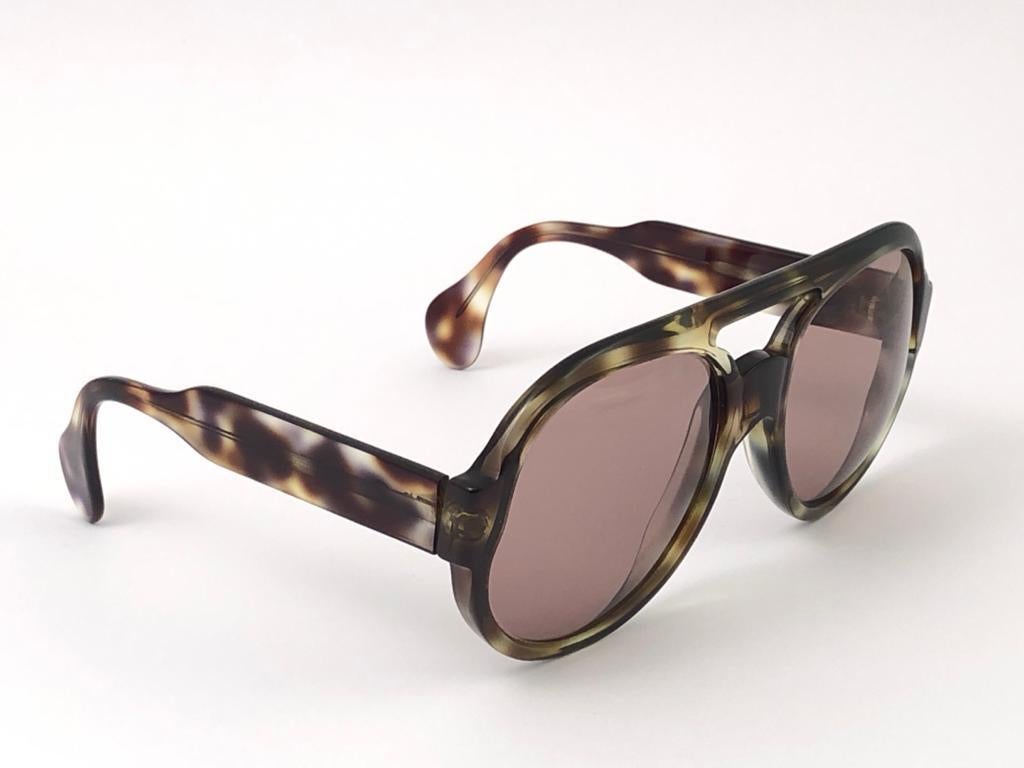 Nuevo Vintage Serge Kirchhofer Translúcido  Gafas de sol sobredimensionadas Mod 407 Austria Gris en venta