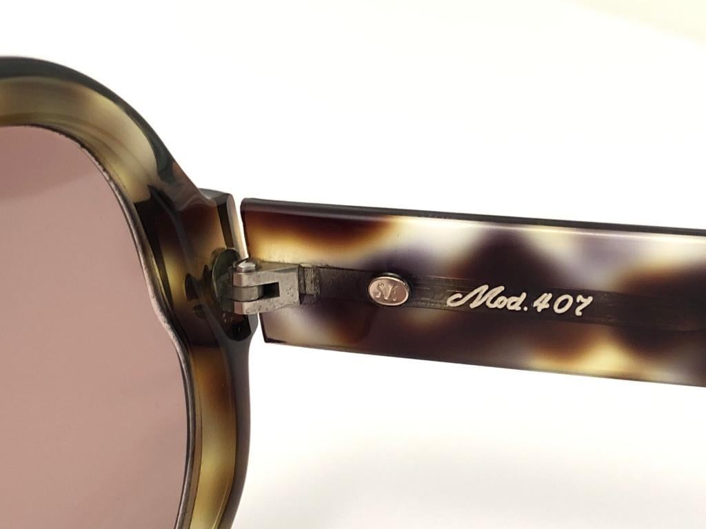 New Vintage Serge Kirchhofer Translucent  Mod 407 Oversized Sunglasses Austria In New Condition For Sale In Baleares, Baleares