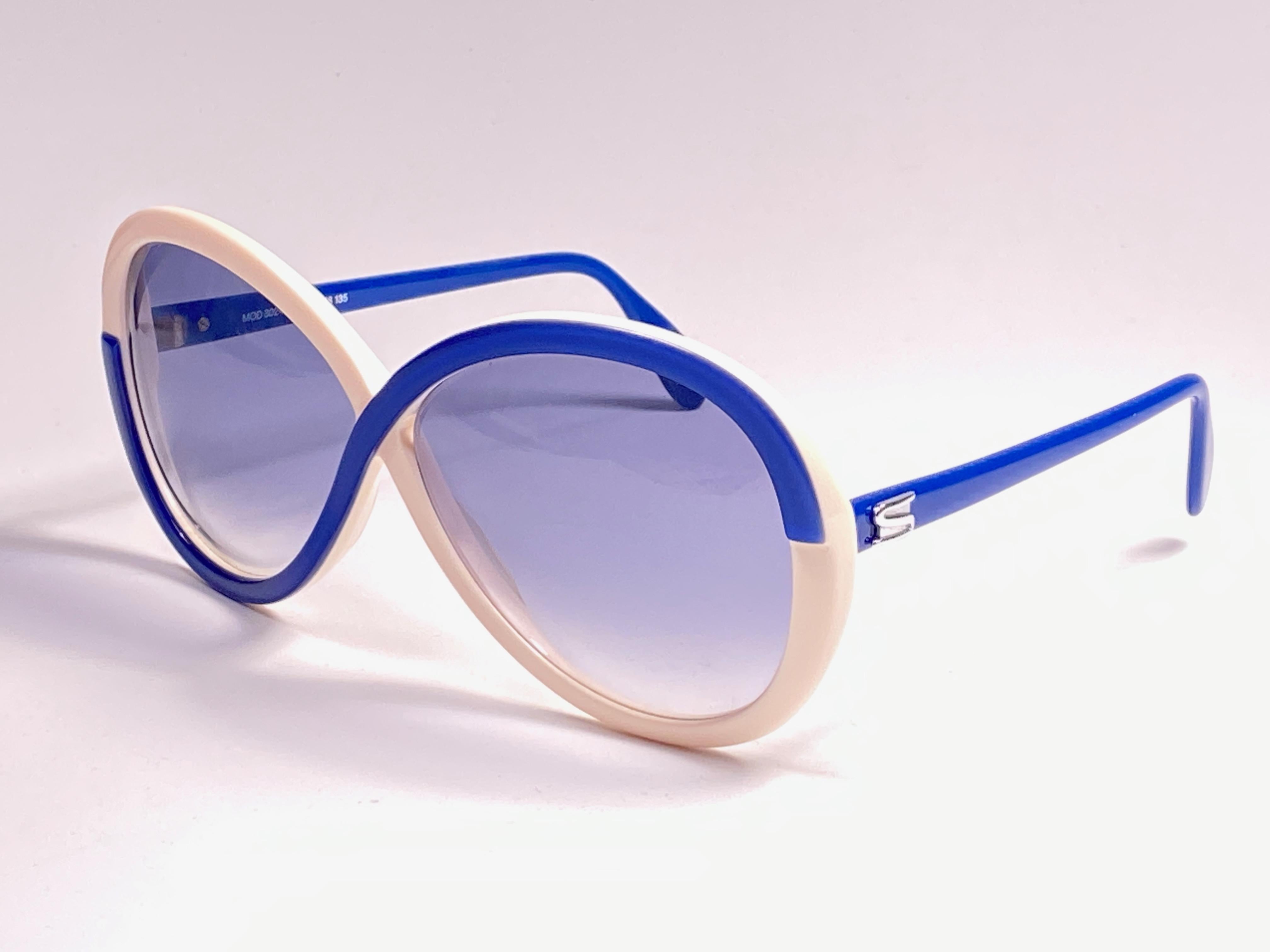 New Vintage Silhouette 3024 White Blue Funk Germany 1980 Sunglasses  Neuf - En vente à Baleares, Baleares
