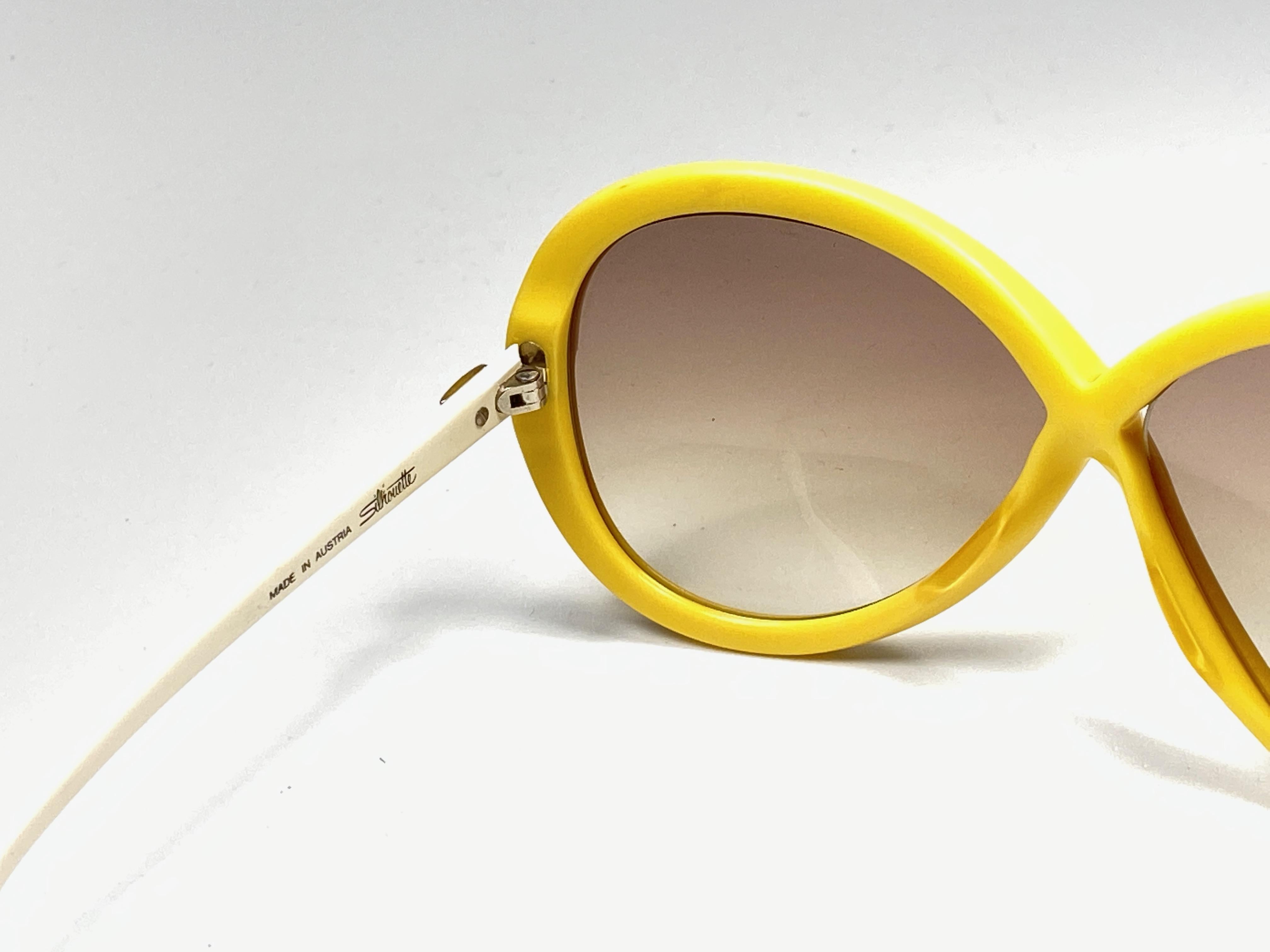 New Vintage Silhouette 3024 Yellow & Beige Funk Germany 1980 Sunglasses  In New Condition In Baleares, Baleares