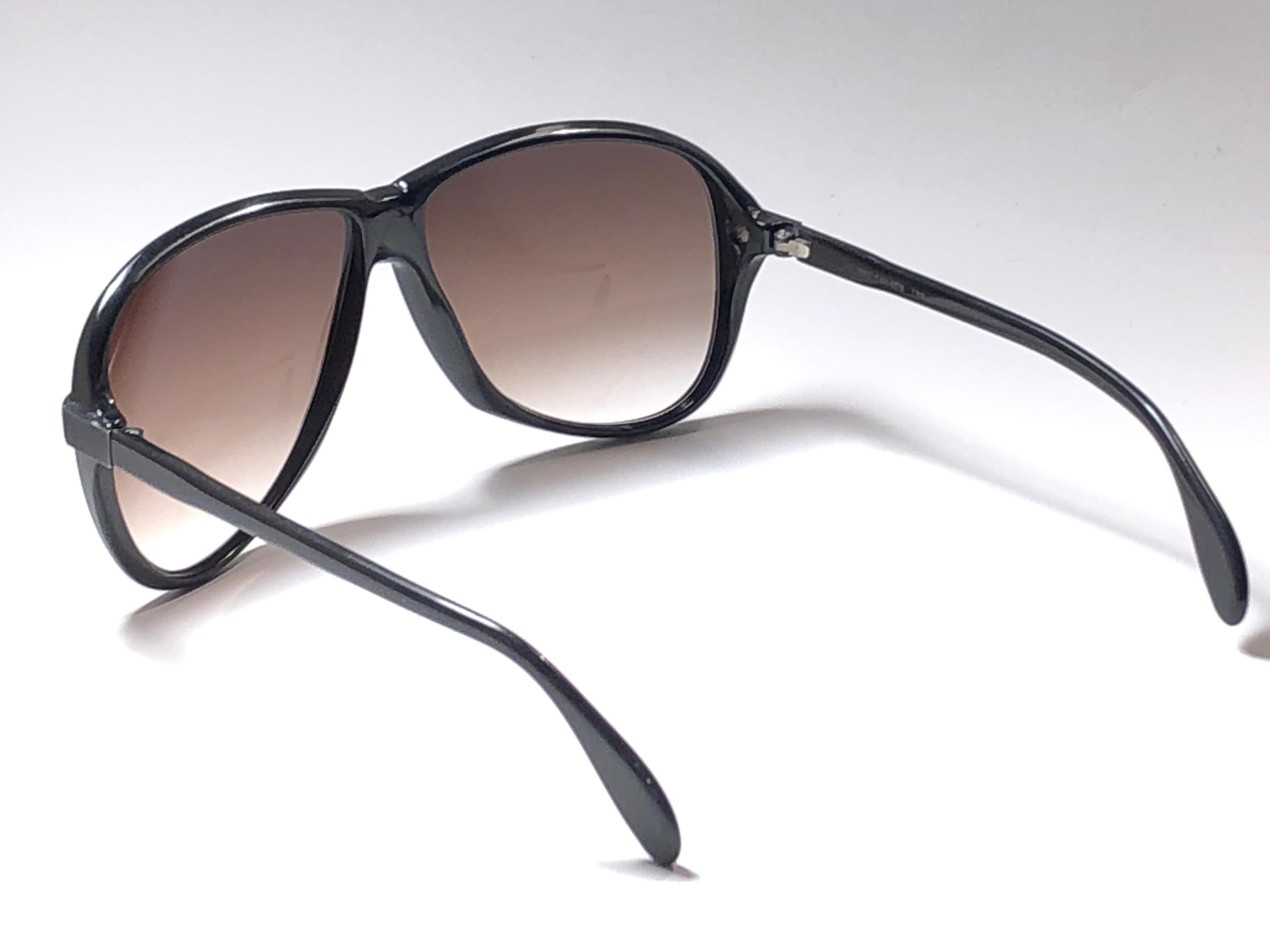 New Vintage Silhouette 4005 Black & Silver 1980's Sunglasses For Sale 1