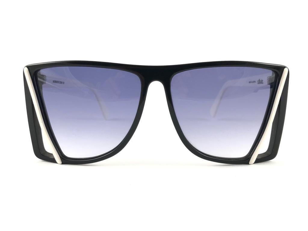 New Vintage Silhouette Black & White Grey Lenses 1980's Sunglasses For Sale 3