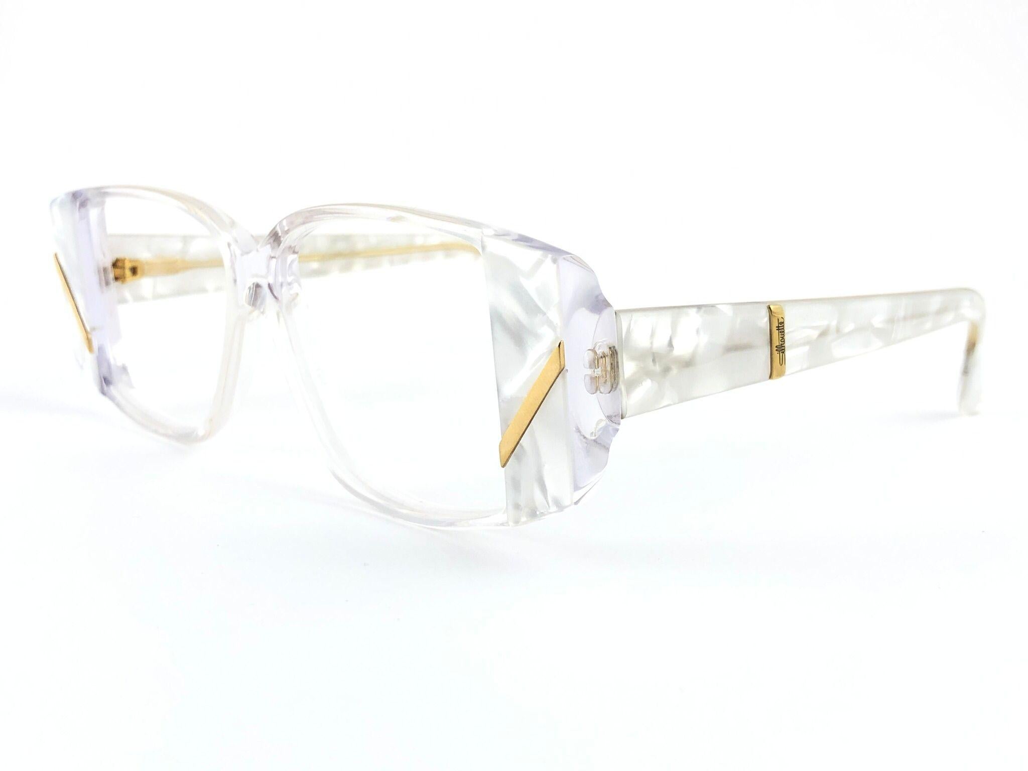 Gris Nouvelles lunettes de soleil vintage en or 18 carats avec silhouette en nacre, Autriche, 1970 en vente