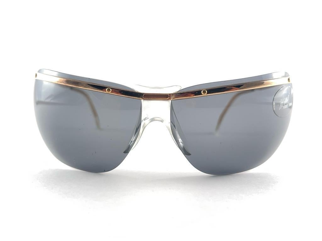 New Vintage Sol Amor Gold Lightweight Rimless Wrap Frame Sunglasses 60'S France In New Condition In Baleares, Baleares