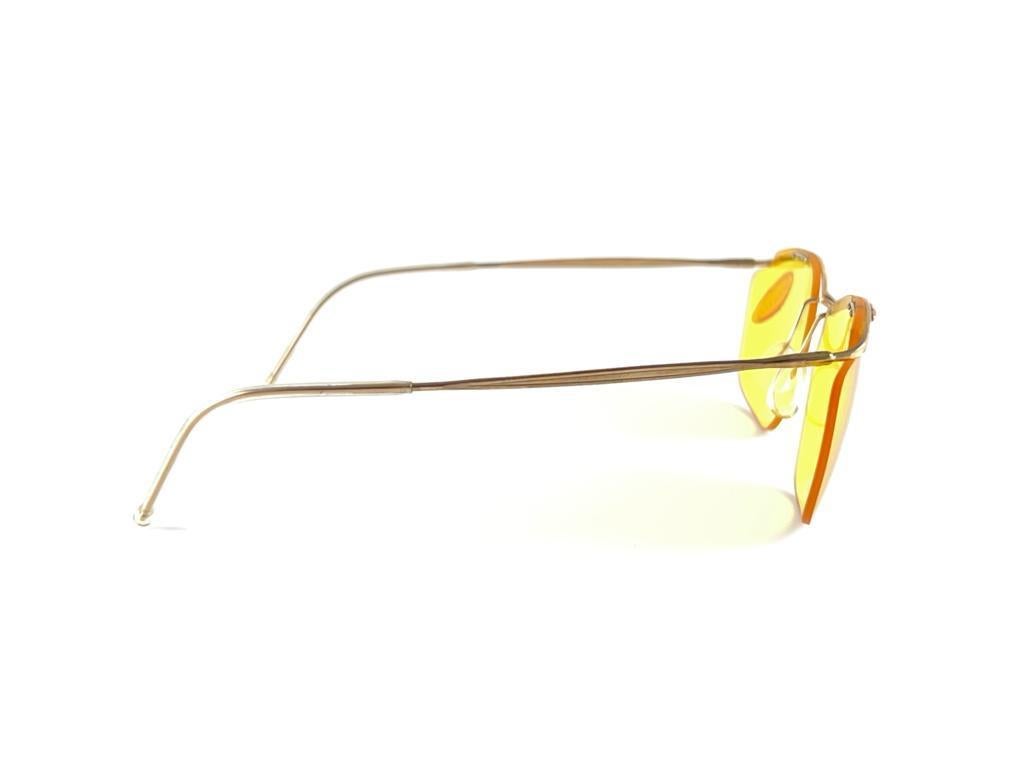 Women's or Men's New Vintage Sol Amor Gold Yellow Lenses Rimless Frame Sunglasses 60's France For Sale