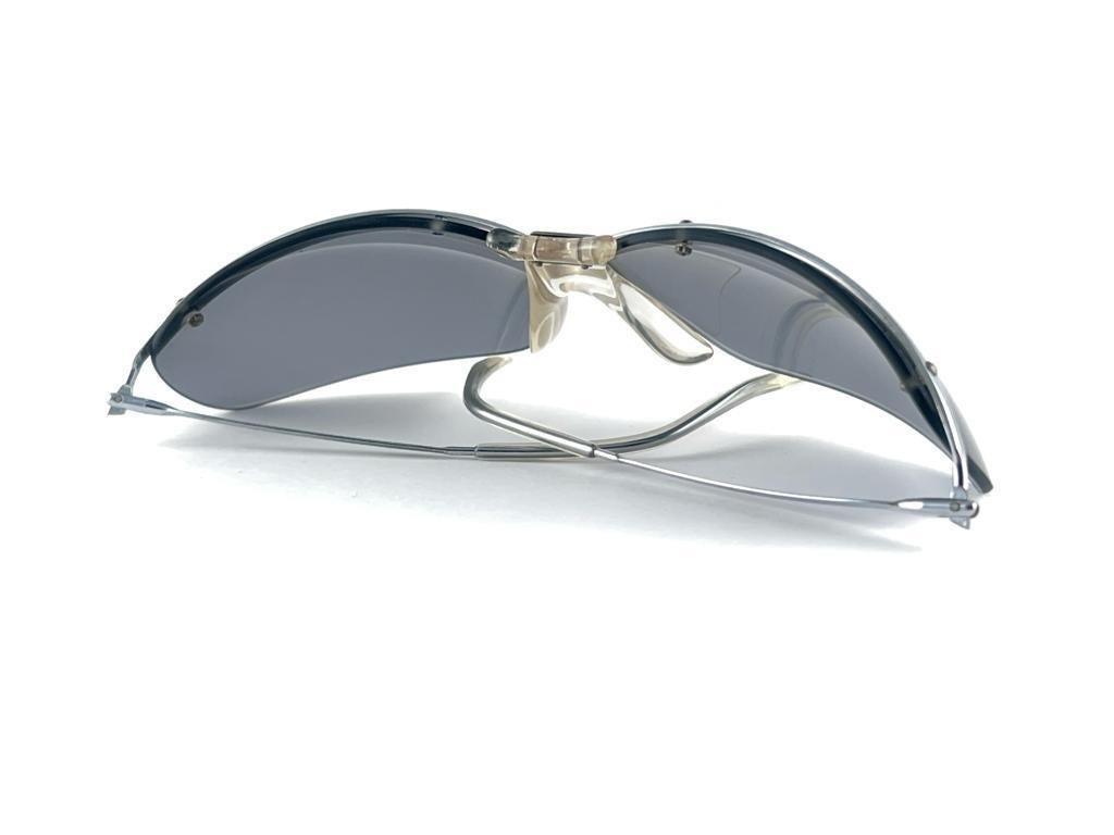 New Vintage Sol Amor Silver Lightweight Rimless Wrap Frame Sunglasses 60S France For Sale 6