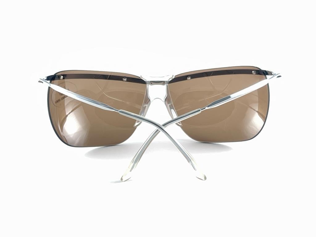 New Vintage Sol Amor Silver Lightweight Rimless Wrap Frame Sunglasses 60s France For Sale 4
