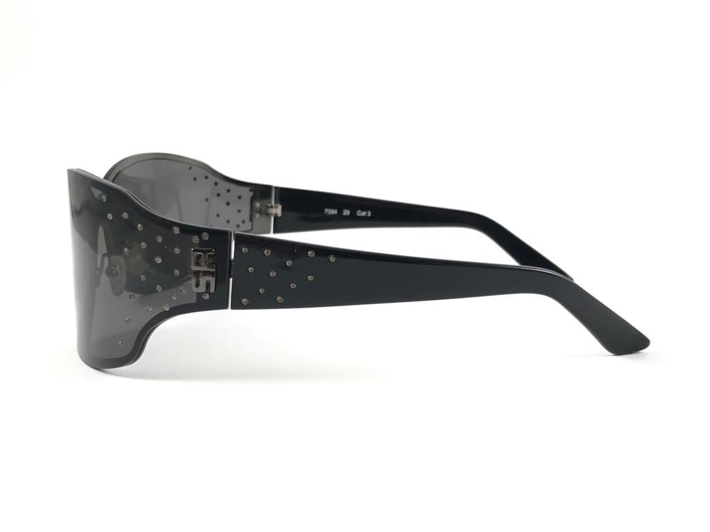 Women's New Vintage Sonia Rykiel Black Shield Frame Holding Grey Lenses Sunglasses Y2K For Sale