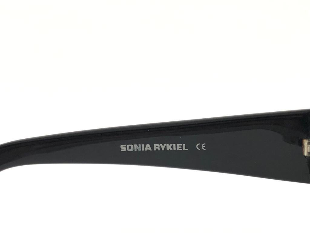 New Vintage Sonia Rykiel Black Shield Frame Holding Grey Lenses Sunglasses Y2K For Sale 2